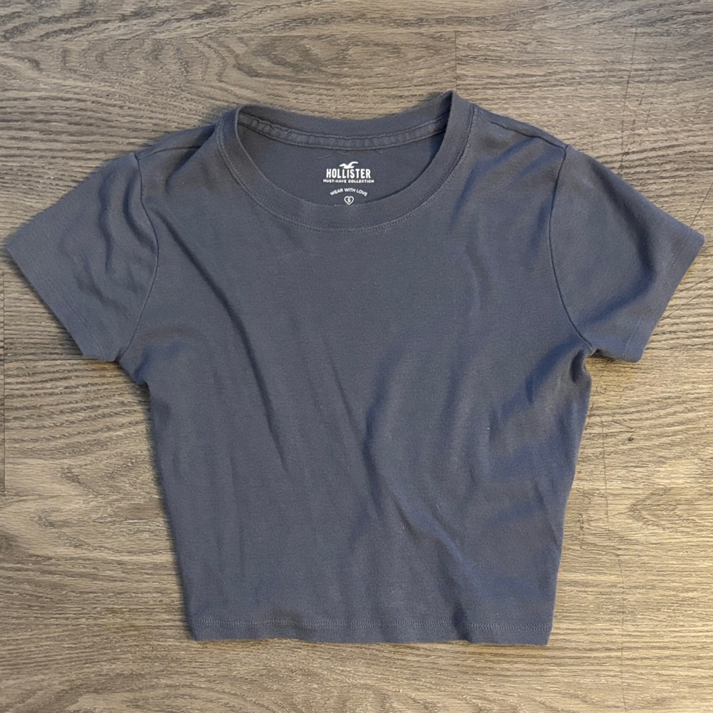 Hollister Women's Charcoal blue Crop Top